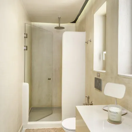 New Beachfront Mesogaia With Heated Pool, Jacuzzi & Playroom, 60m From The Villa