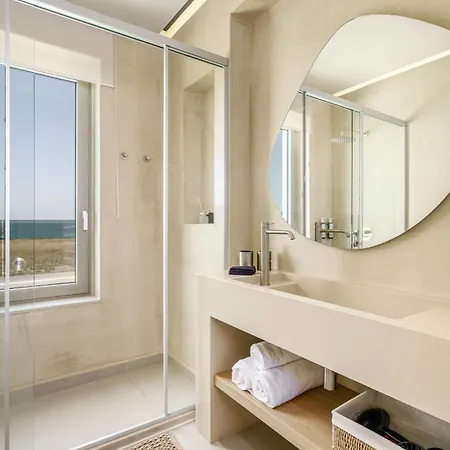 New Beachfront Mesogaia With Heated Pool, Jacuzzi & Playroom, 60m From The * Pijanósz Kámbosz