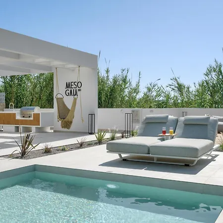 Villa New Beachfront Mesogaia With Heated Pool, Jacuzzi & Playroom, 60m From The *