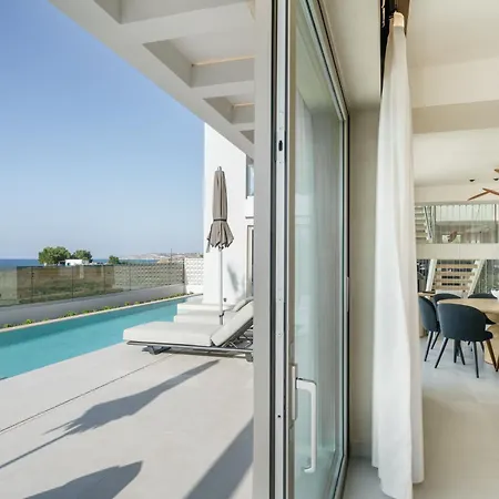 New Beachfront Mesogaia With Heated Pool, Jacuzzi & Playroom, 60m From The * Pijanósz Kámbosz