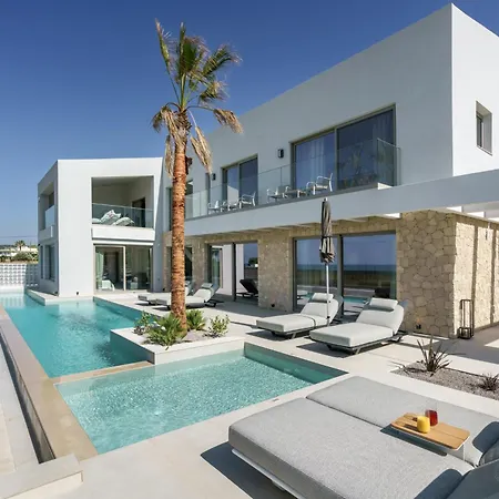 New Beachfront Mesogaia With Heated Pool, Jacuzzi & Playroom, 60m From The *